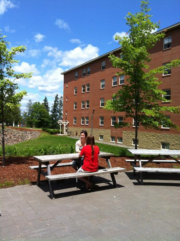 Unb Fredericton Accommodations 客房 照片