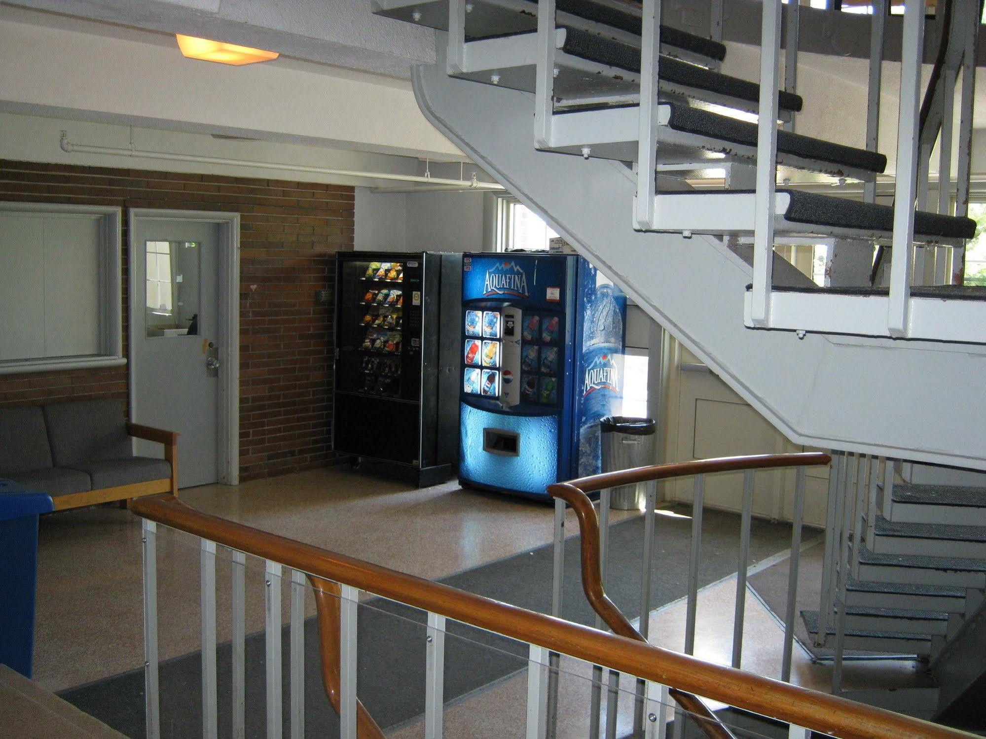 Unb Fredericton Accommodations 外观 照片