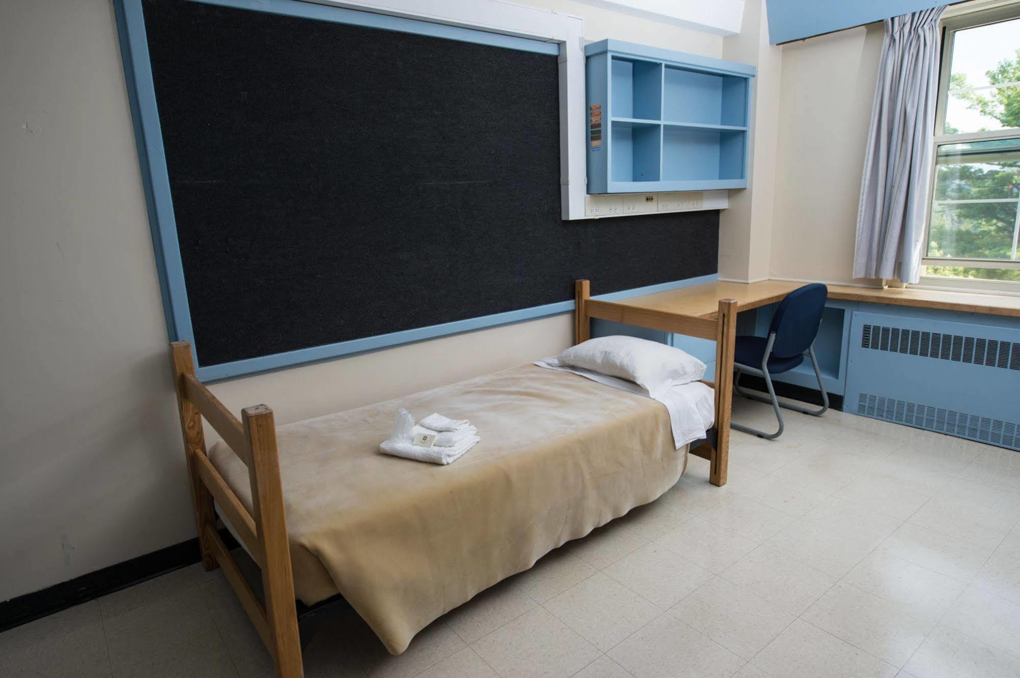 Unb Fredericton Accommodations 外观 照片