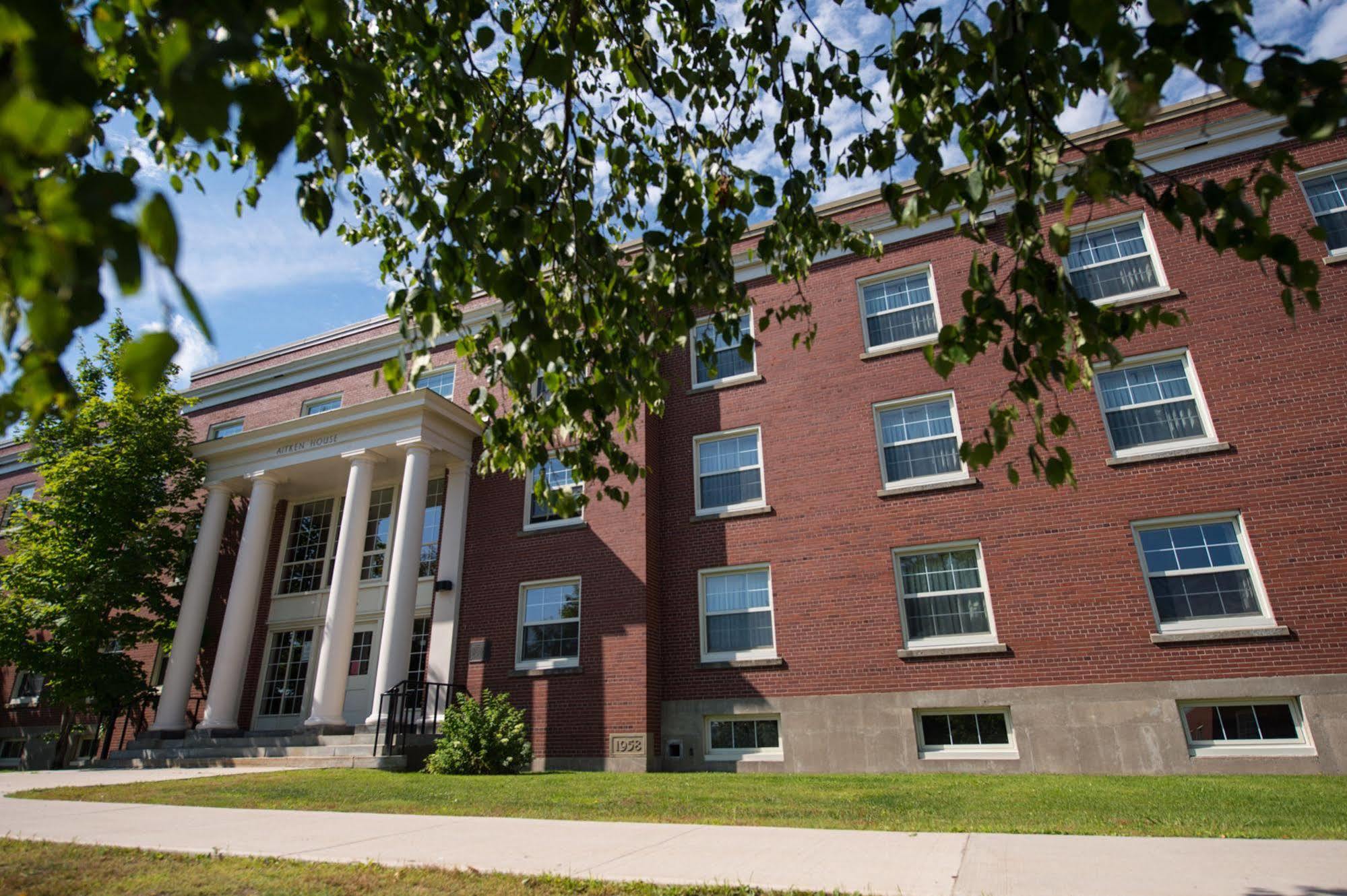 Unb Fredericton Accommodations 外观 照片
