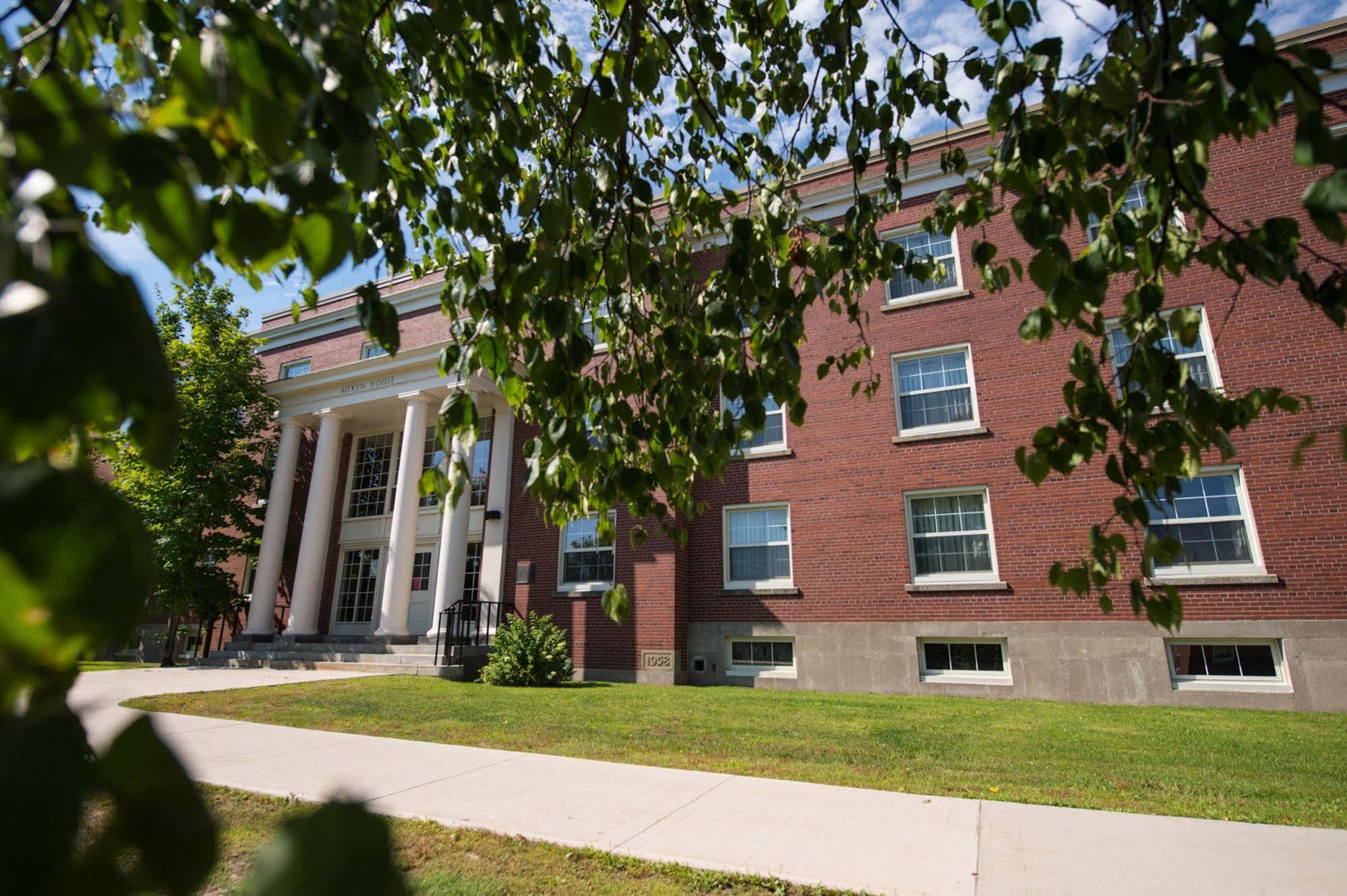 Unb Fredericton Accommodations 外观 照片